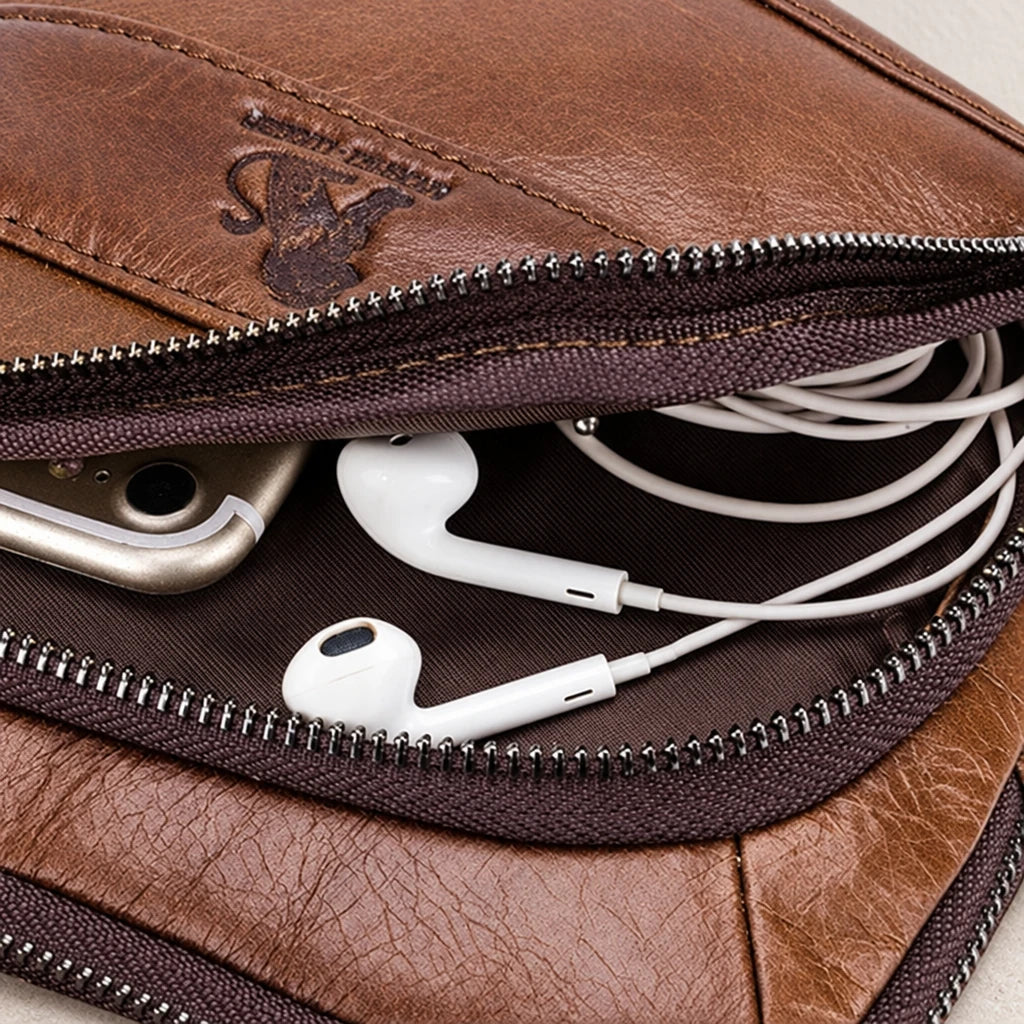 Poche zippée de la sacoche avec écouteurs et téléphone